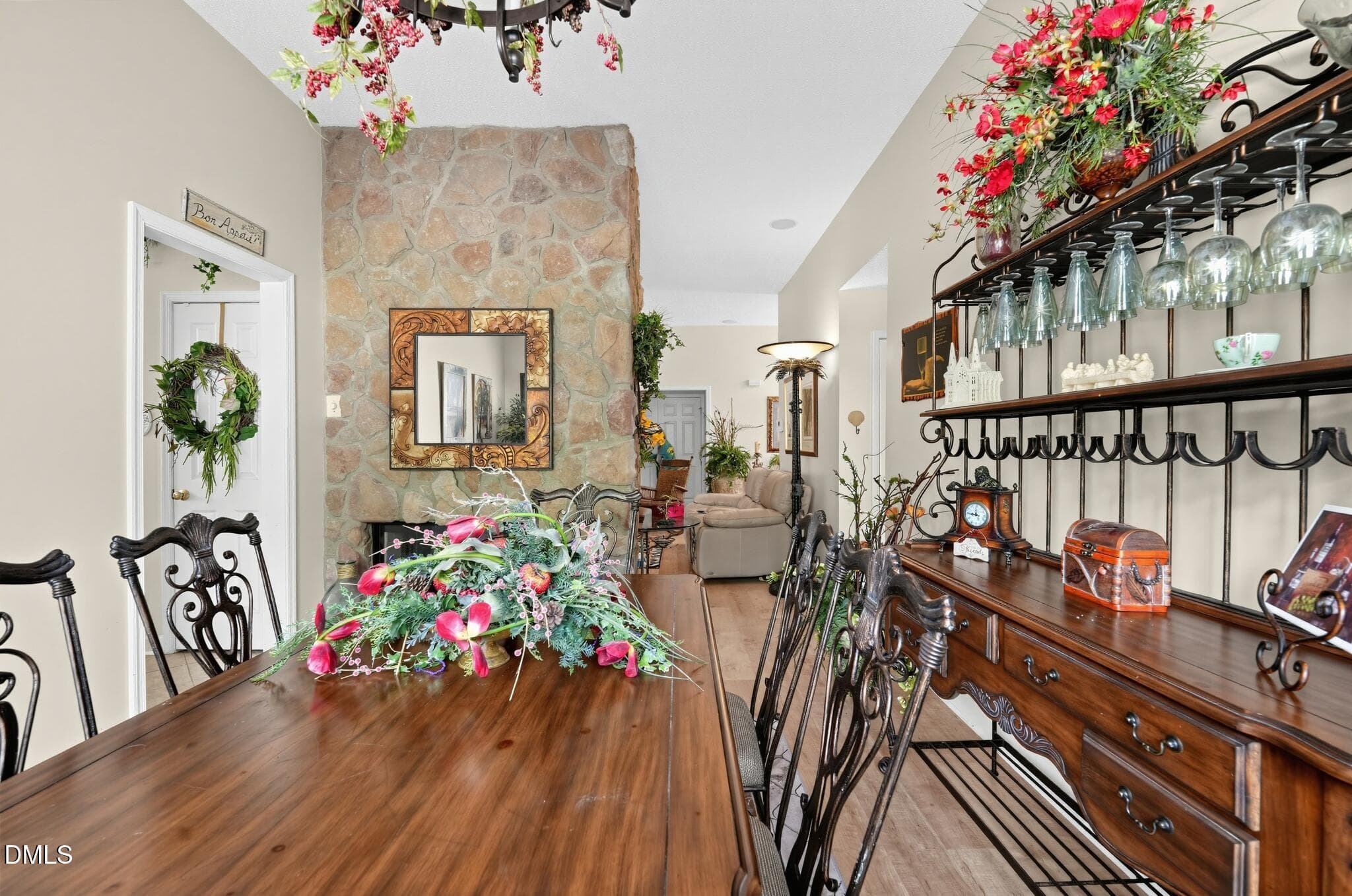 19_1325_Kendallwood_Dr-Dining_room-5047 - 1325 Kendallwood Drive, Kernersville, NC 27284