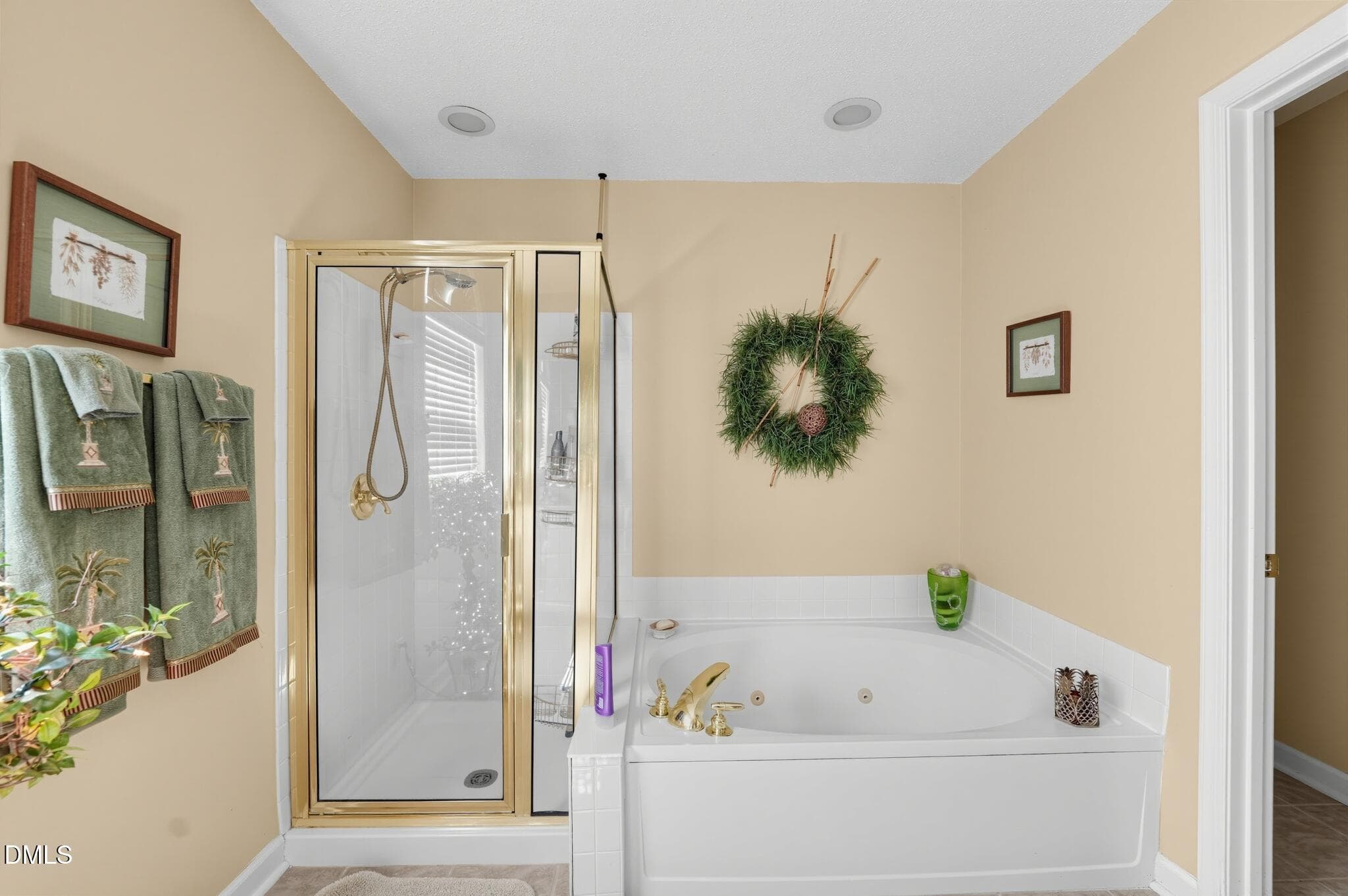29_1325_Kendallwood_Dr-Bathroom-5070 - 1325 Kendallwood Drive, Kernersville, NC 27284
