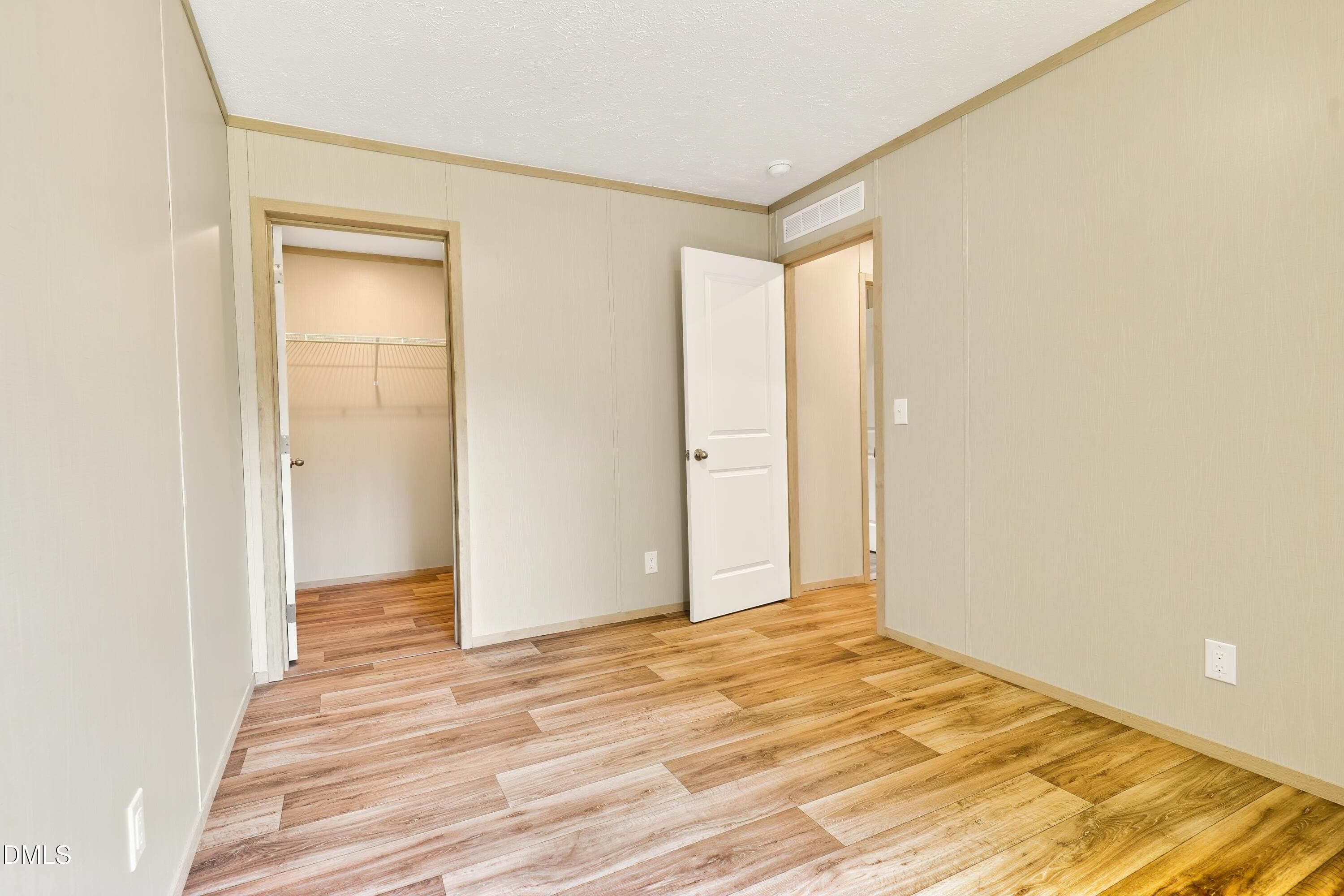 JLR09932 - 79 Maple Street, Coats, NC 27521