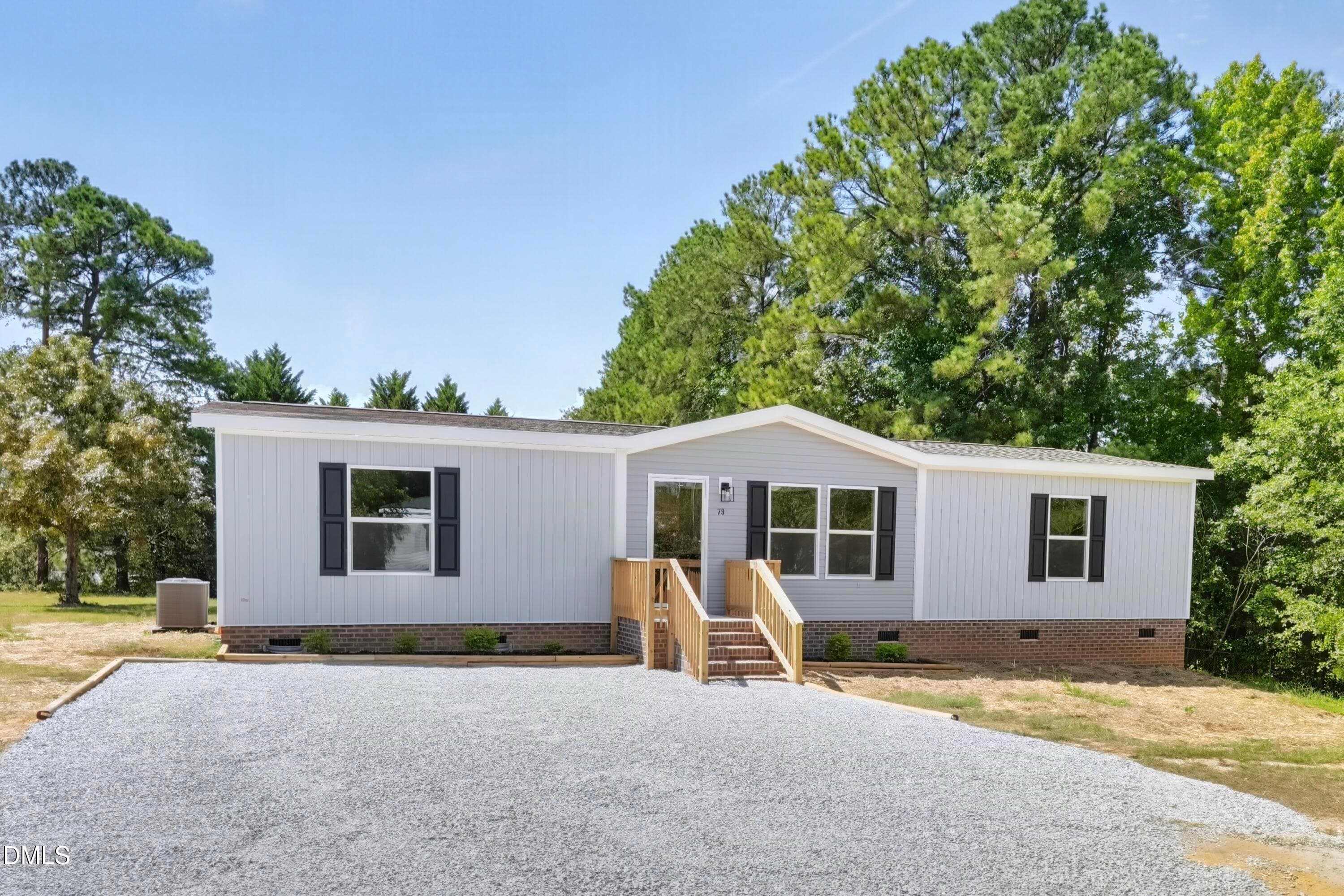 JLR09780 - 79 Maple Street, Coats, NC 27521