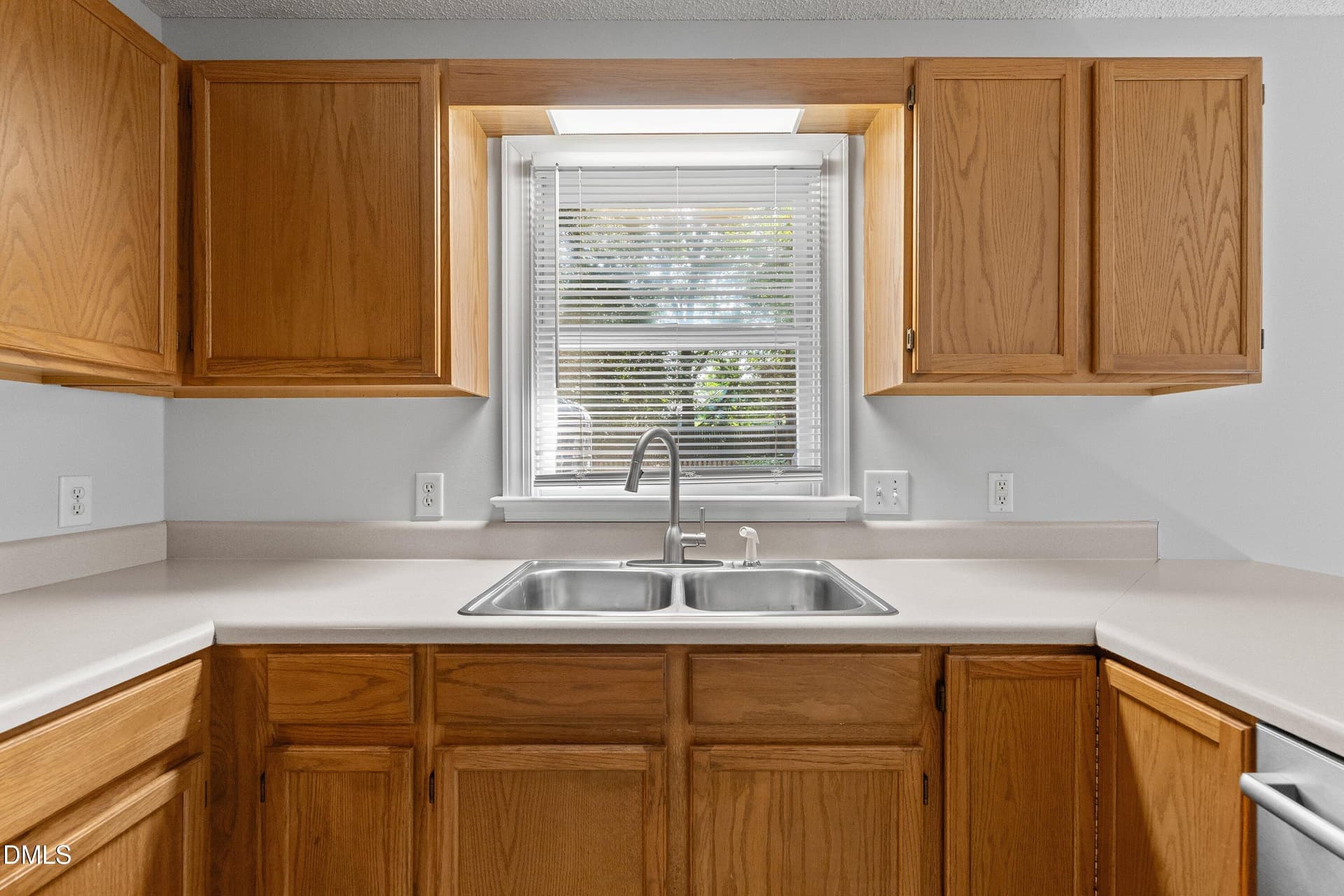 15-828 Alderleaf Dr _9623 - 828 Alderleaf Drive, Fuquay Varina, NC 27526