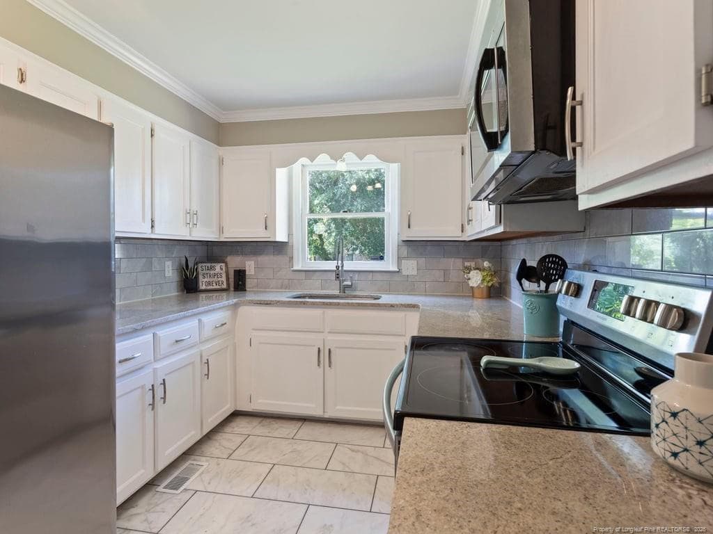 Photo 14 - 5707 Nassau Drive, Fayetteville, NC 28314, Fayetteville