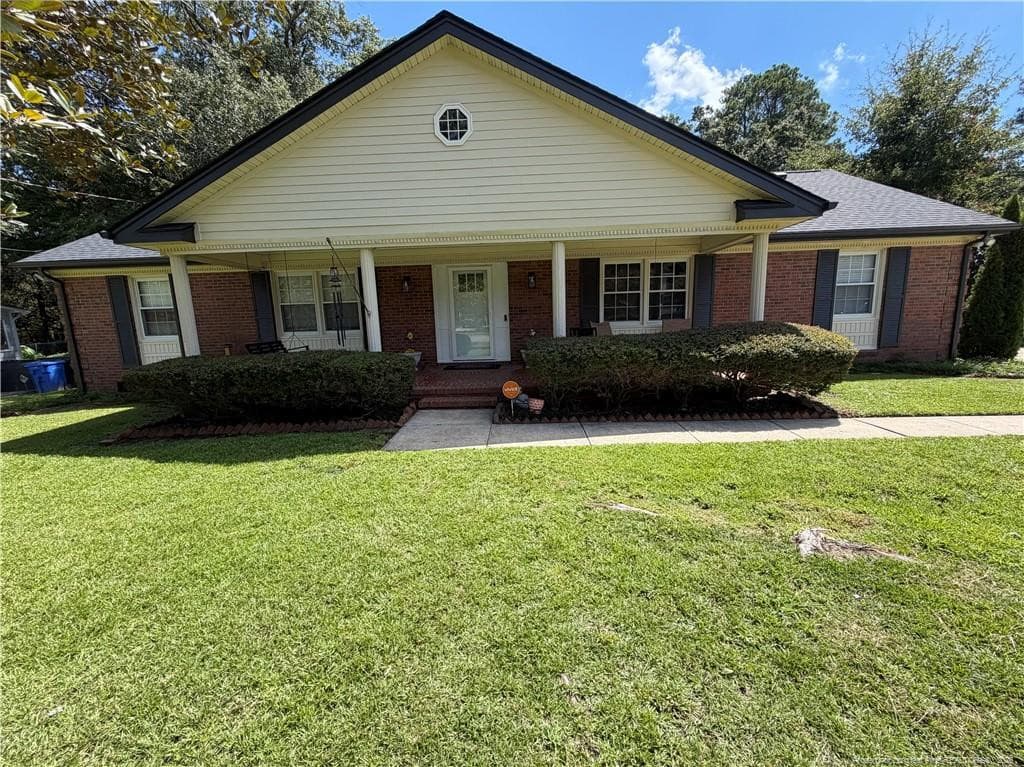 Front of the house - 339 Colinwood Drive, Fayetteville, NC 28303, Fayetteville