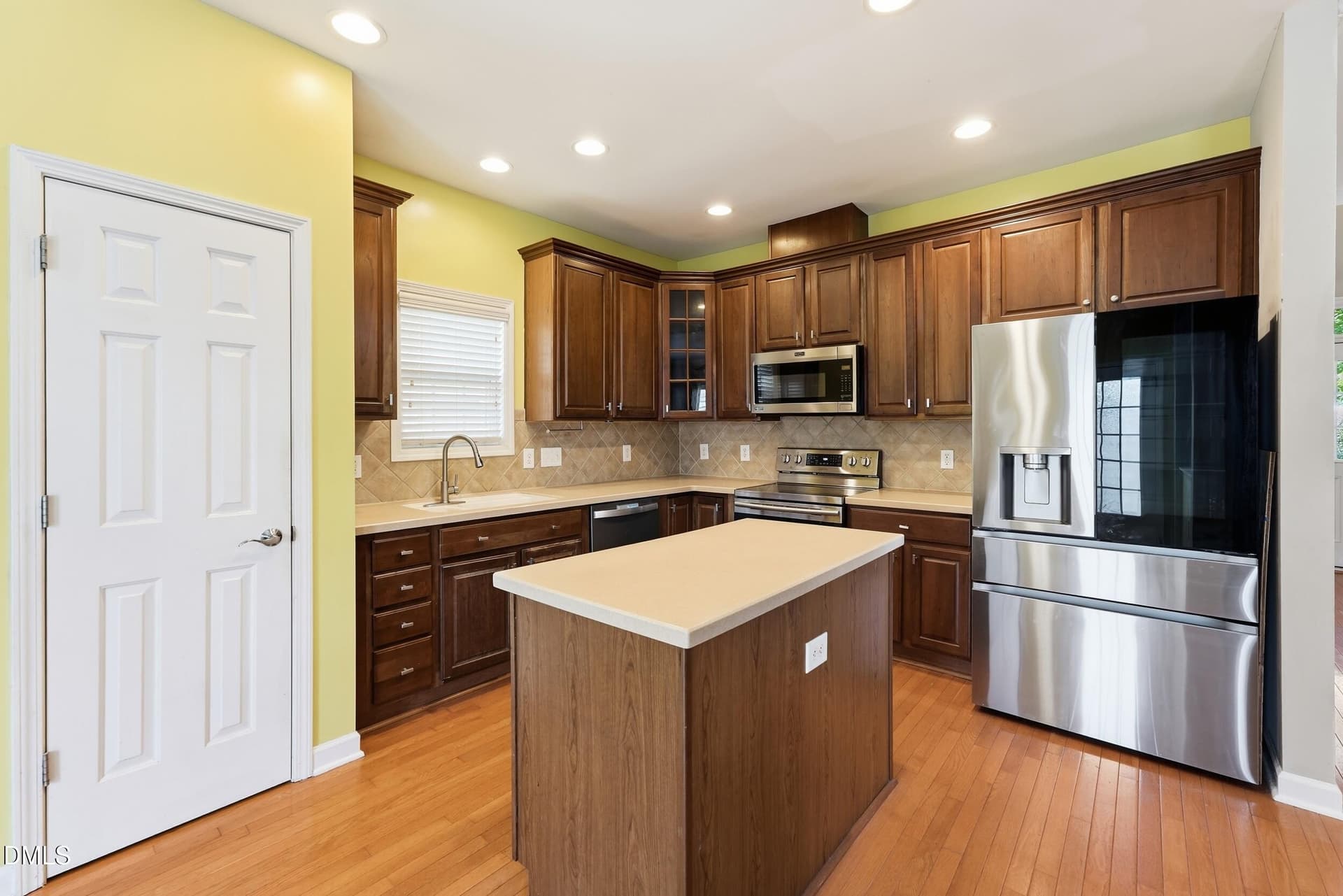 3 - Kitchen - 213 Butterbiggins - 213 Butterbiggins Lane, Apex, NC 27539