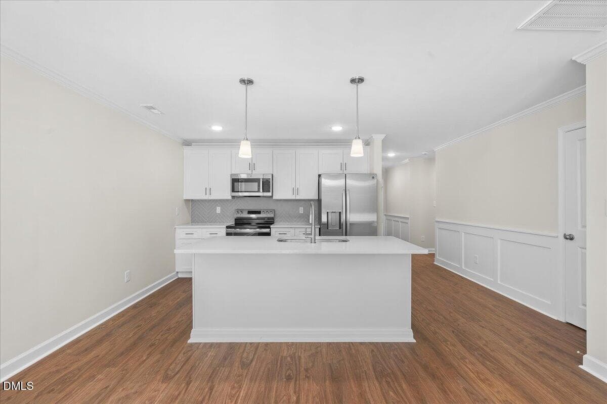 16-312 E Howard St-16 - 312 E Howard Street, Roseboro, NC 28382