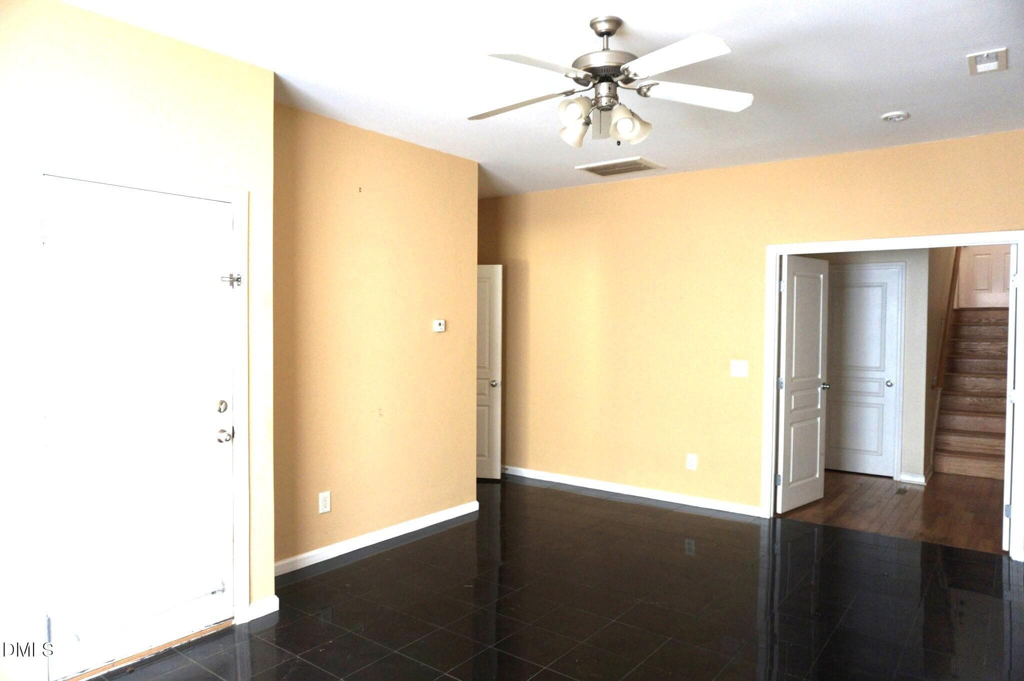 DSC03027 - 5455 Crescentview Parkway 5455, Raleigh, NC 27606, Raleigh