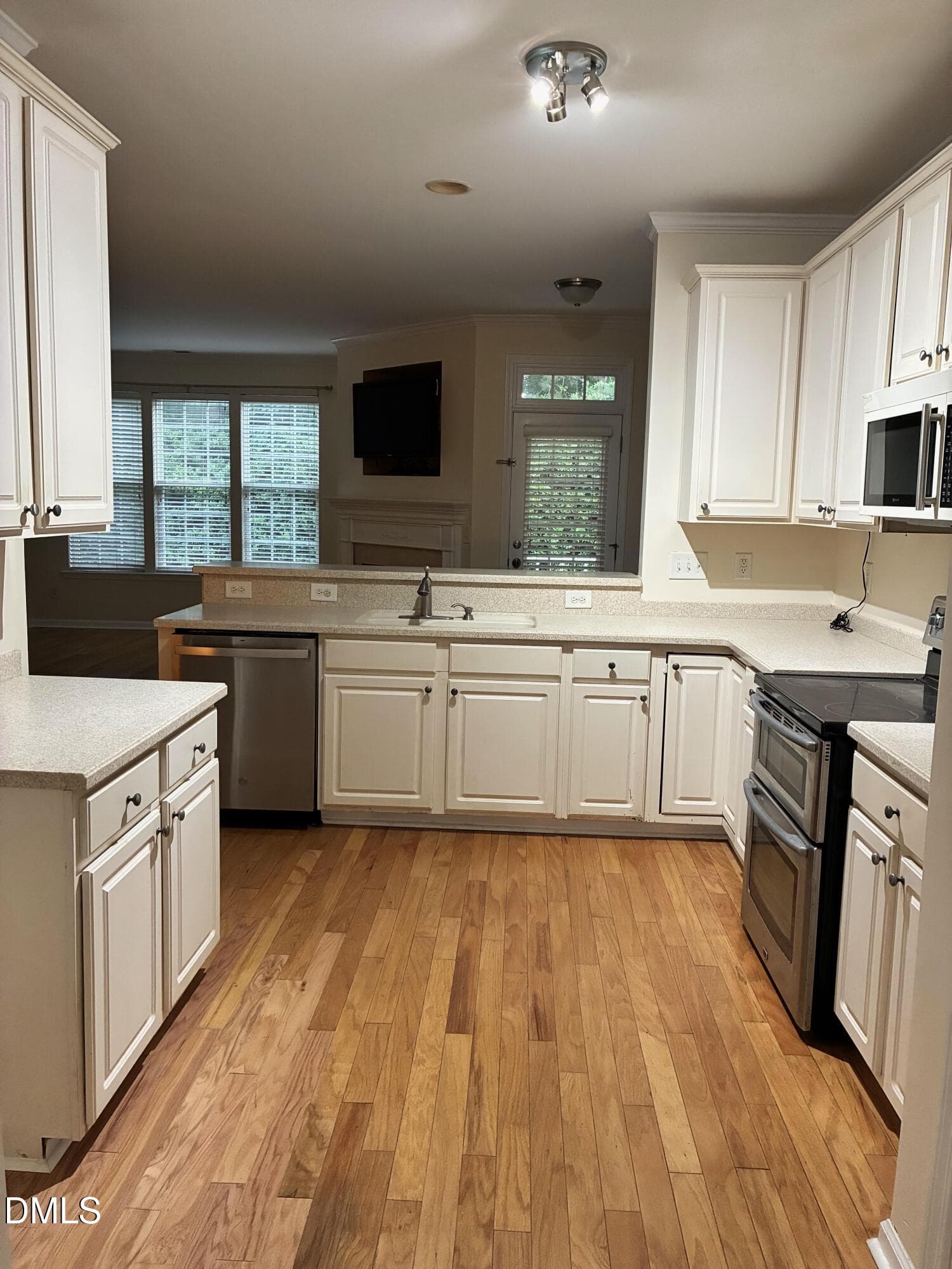 unnamed (1) - 5455 Crescentview Parkway 5455, Raleigh, NC 27606, Raleigh