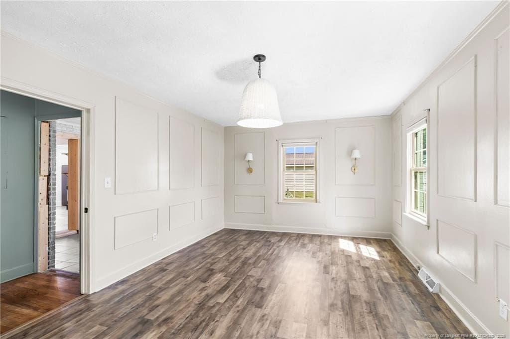 Photo 4 - 410 W Mclean Street, St. Pauls, NC 28384