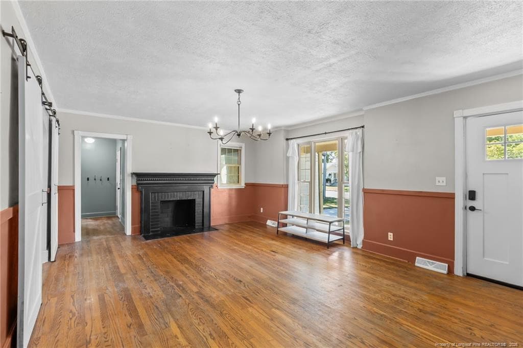 Photo 9 - 410 W Mclean Street, St. Pauls, NC 28384