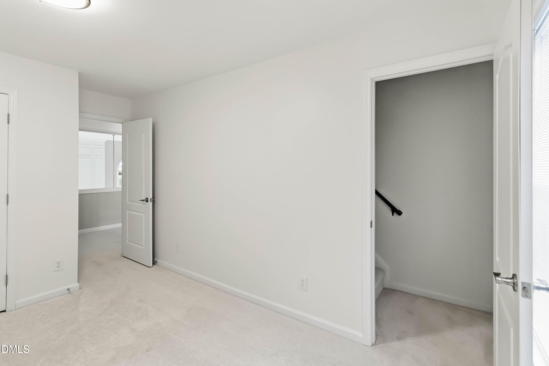 030 - 104 Strathburgh Lane, Cary, NC 27518