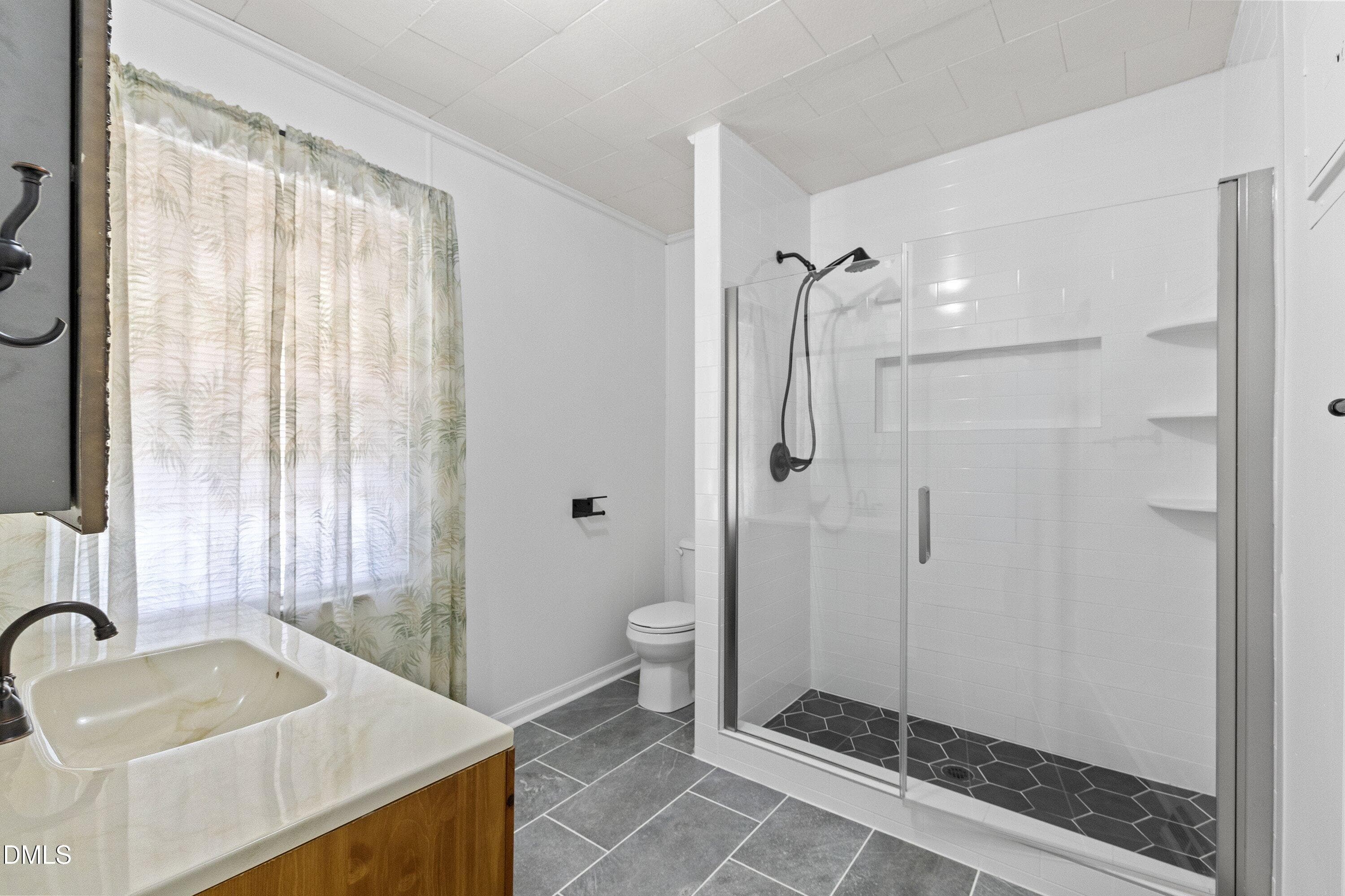 16-302 W E St_8894 - 302 W E Street, Erwin, NC 28339, Erwin