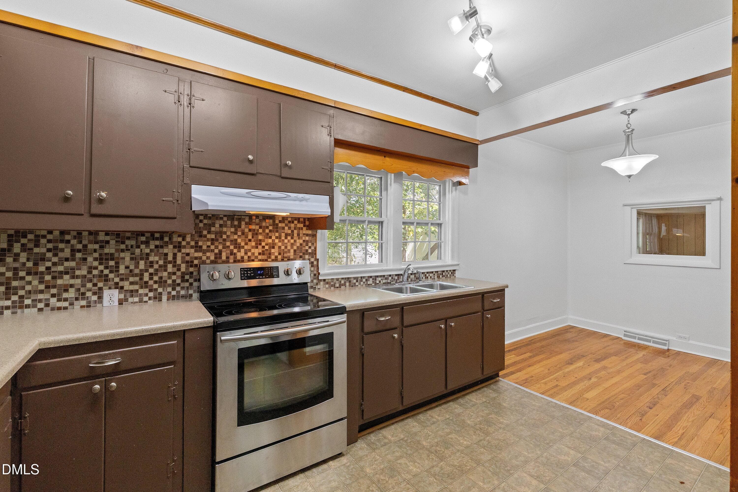 38-302 W E St_9001 - 302 W E Street, Erwin, NC 28339, Erwin