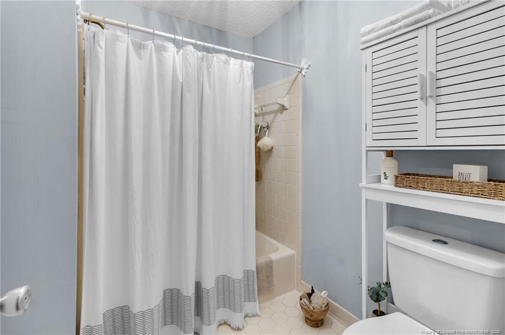 Photo 32 - 2961 Wedgeview Drive, Fayetteville, NC 28306, Fayetteville