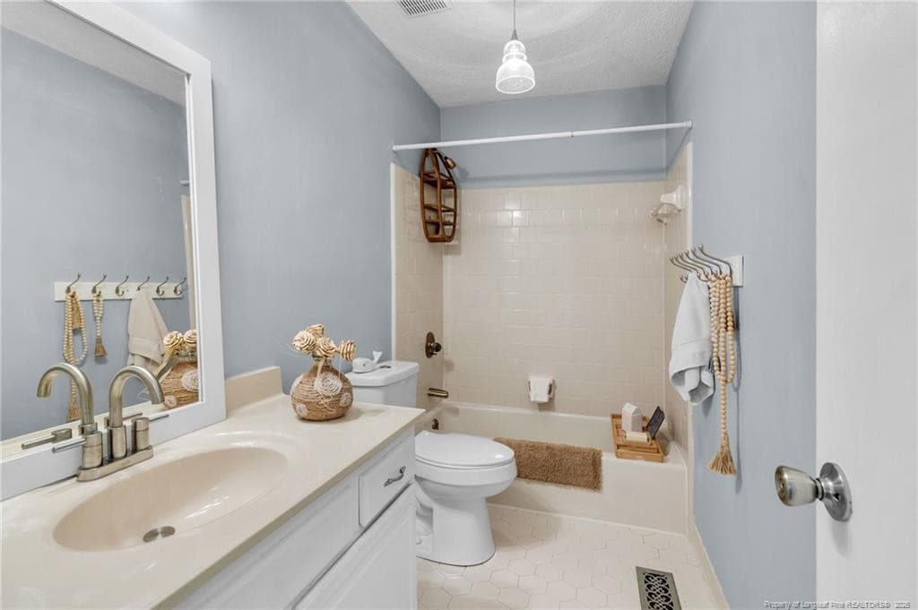 Photo 40 - 2961 Wedgeview Drive, Fayetteville, NC 28306, Fayetteville