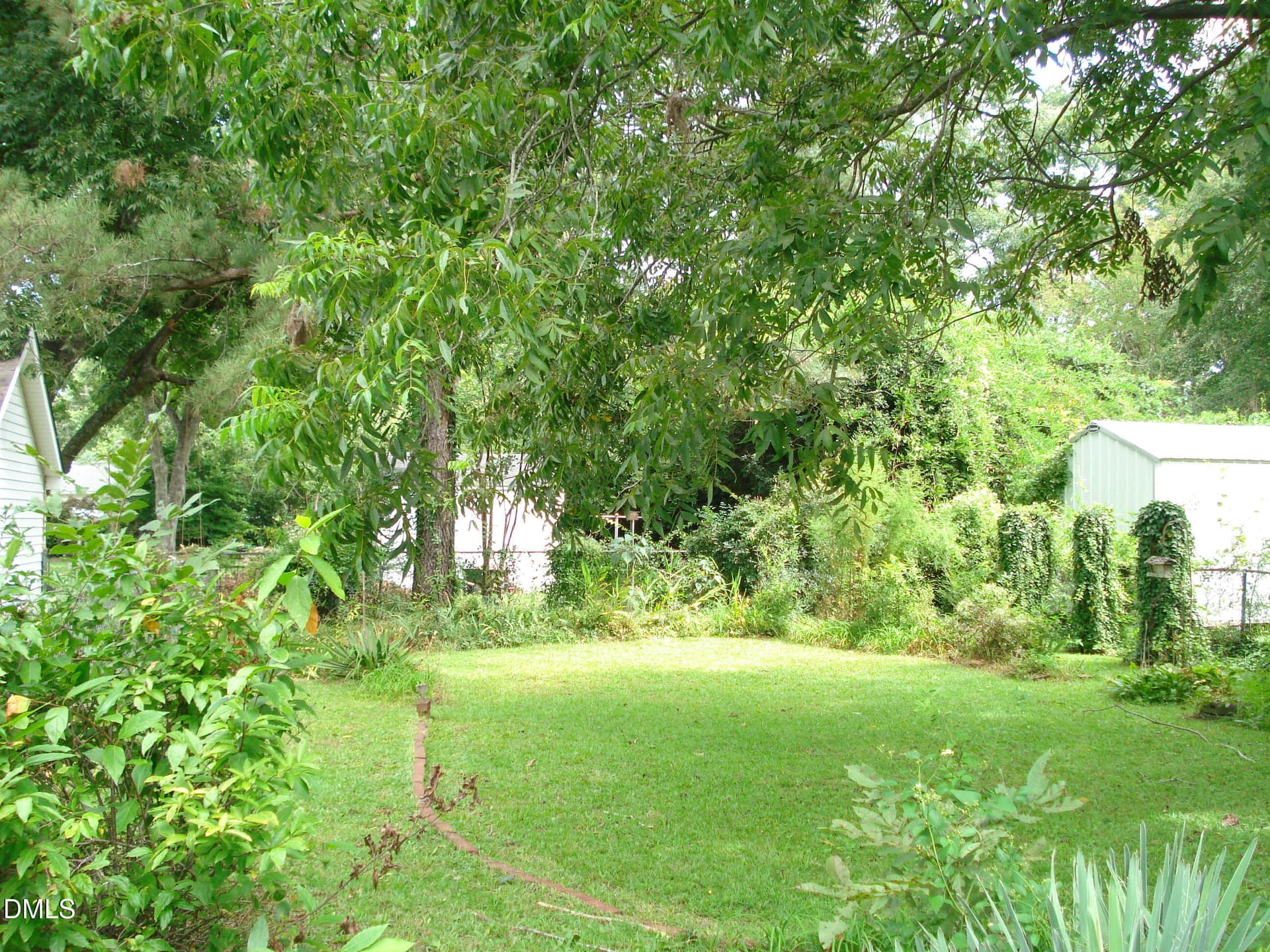 DSC09885 - 700 N Raiford Street, Selma, NC 27576