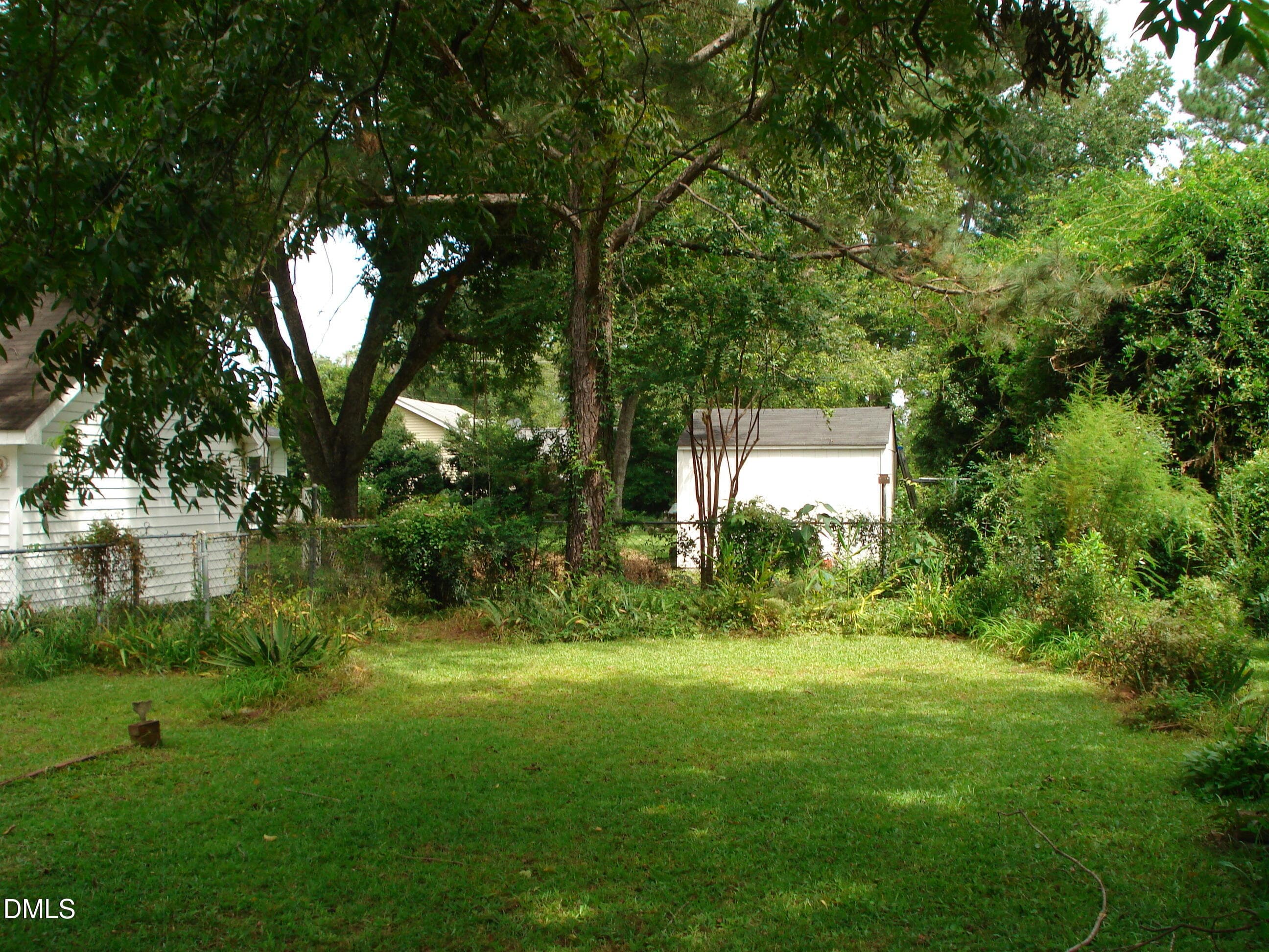 DSC09886 - 700 N Raiford Street, Selma, NC 27576