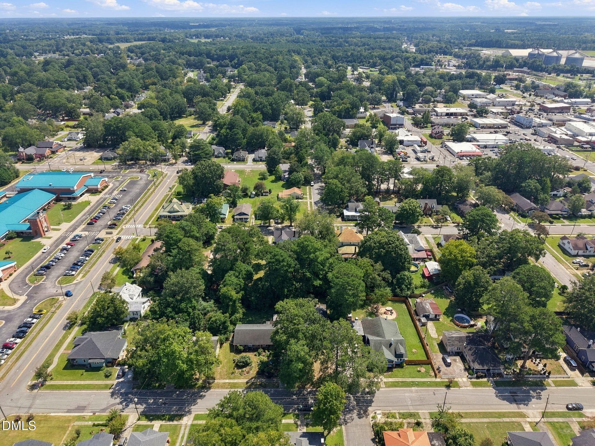 7-web-or-mls-DJI_20260911124423_0645_D - 400 N Sumner Street, Selma, NC 27576