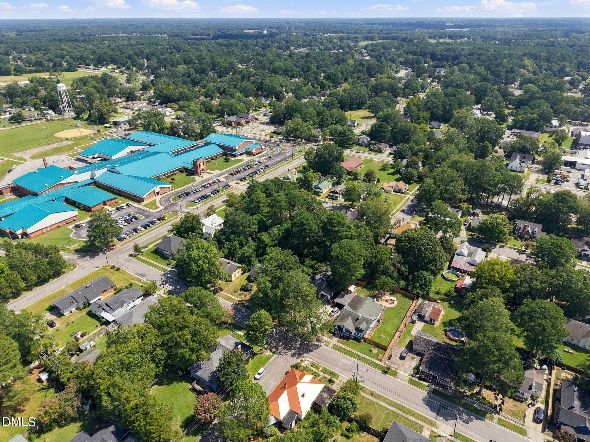 9-web-or-mls-DJI_20260911124449_0647_D - 400 N Sumner Street, Selma, NC 27576