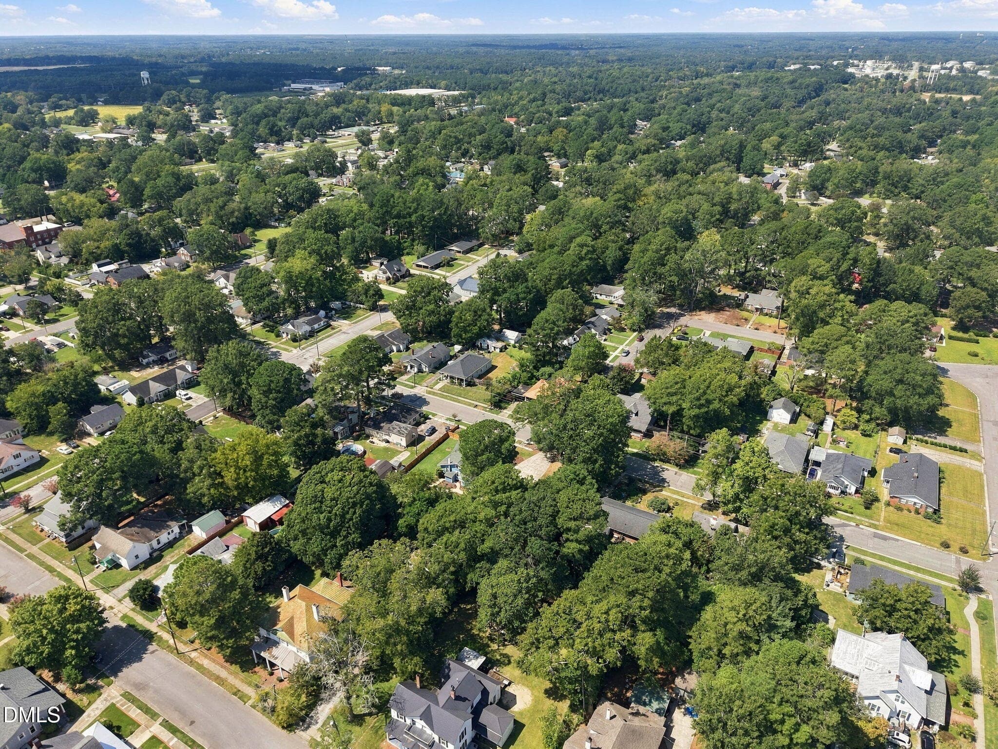 12-web-or-mls-DJI_20260911124539_0650_D - 400 N Sumner Street, Selma, NC 27576