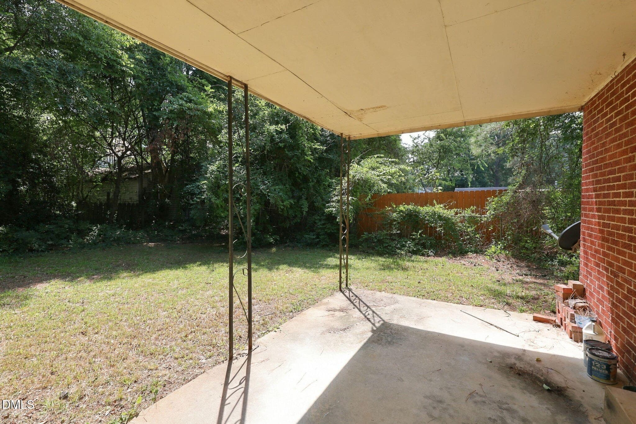 20-web-or-mls-IMG_8387 - 400 N Sumner Street, Selma, NC 27576
