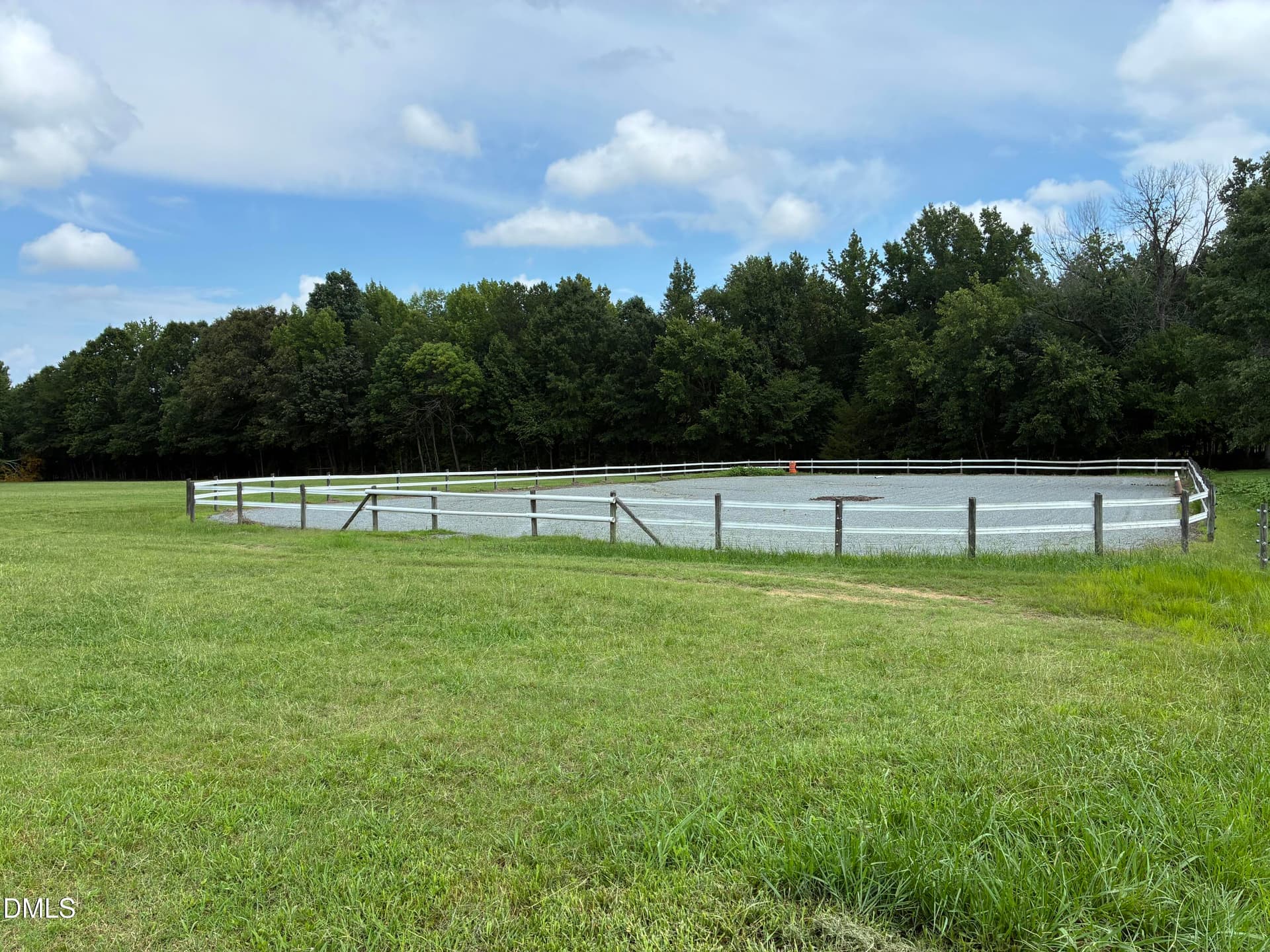 Riding-exercise Ring - 6967 Garrett Store Road, Liberty, NC 27298