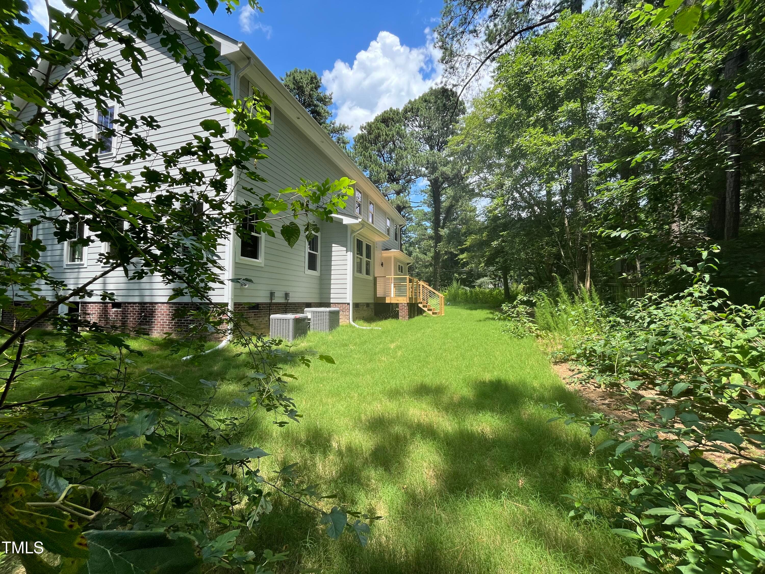 IMG_8307 - 313 W Cornwallis Road, Durham, NC 27707