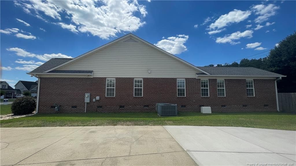 Photo 3 - 3746 Lockerbie Court, Fayetteville, NC 28306, Fayetteville