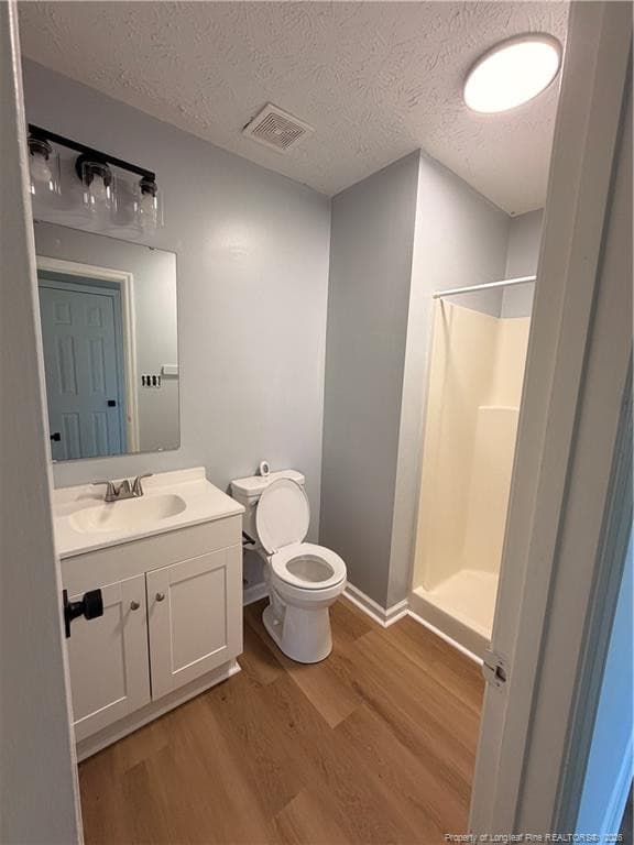 Photo 10 - 173 Centipede Lane, Raeford, NC 28376