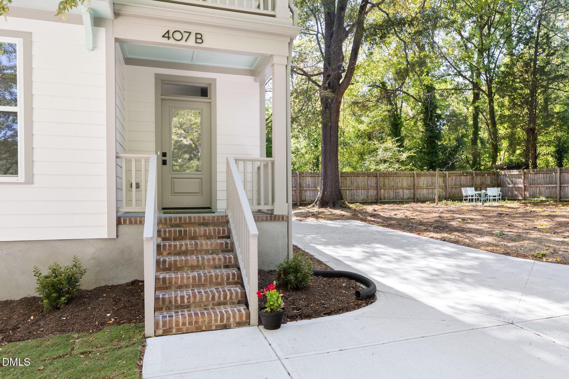 Welcome home! - 407b Edward Street, Durham, NC 27701