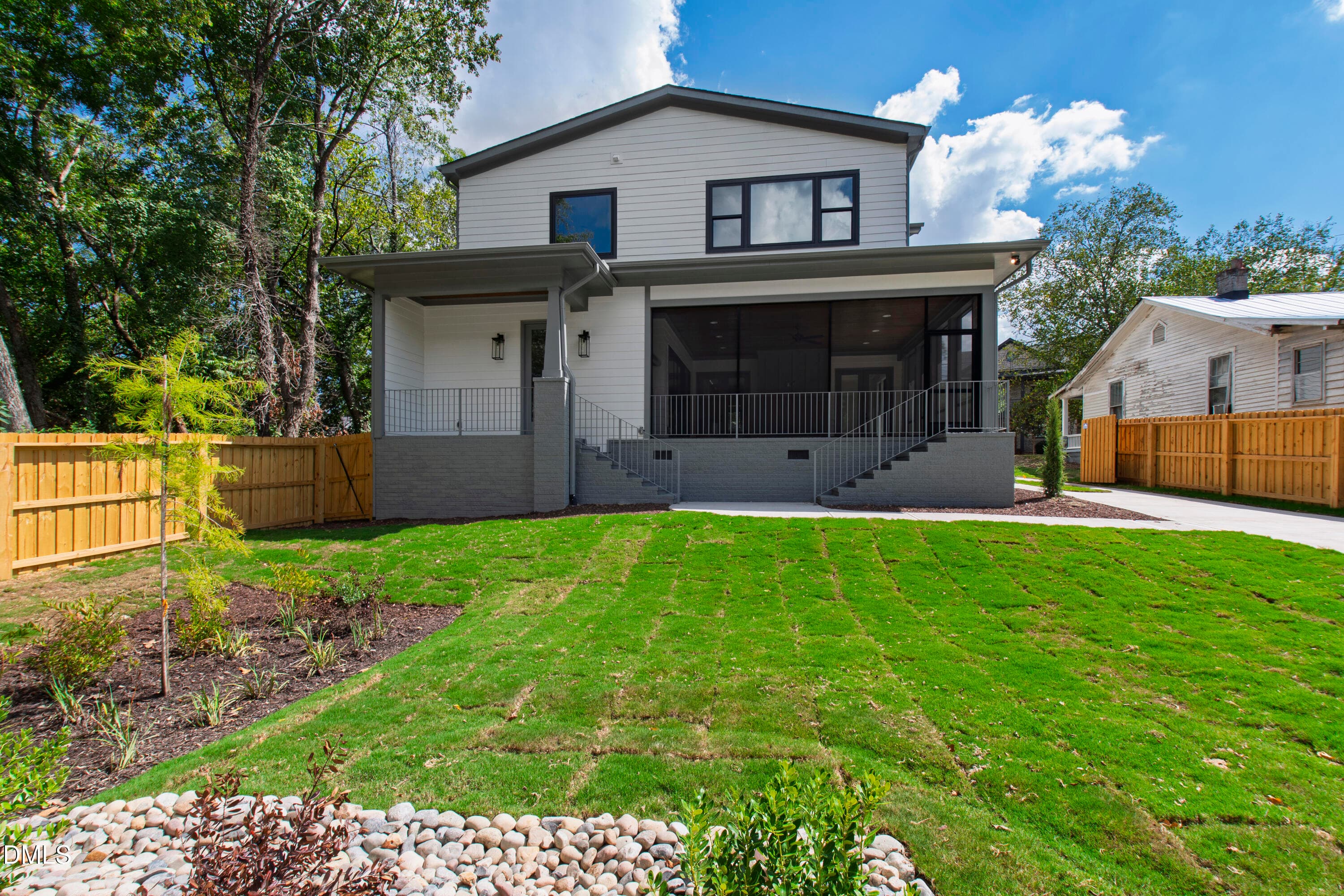 909OberlinNewExt (11) - 909 Oberlin Road, Raleigh, NC 27605, Raleigh