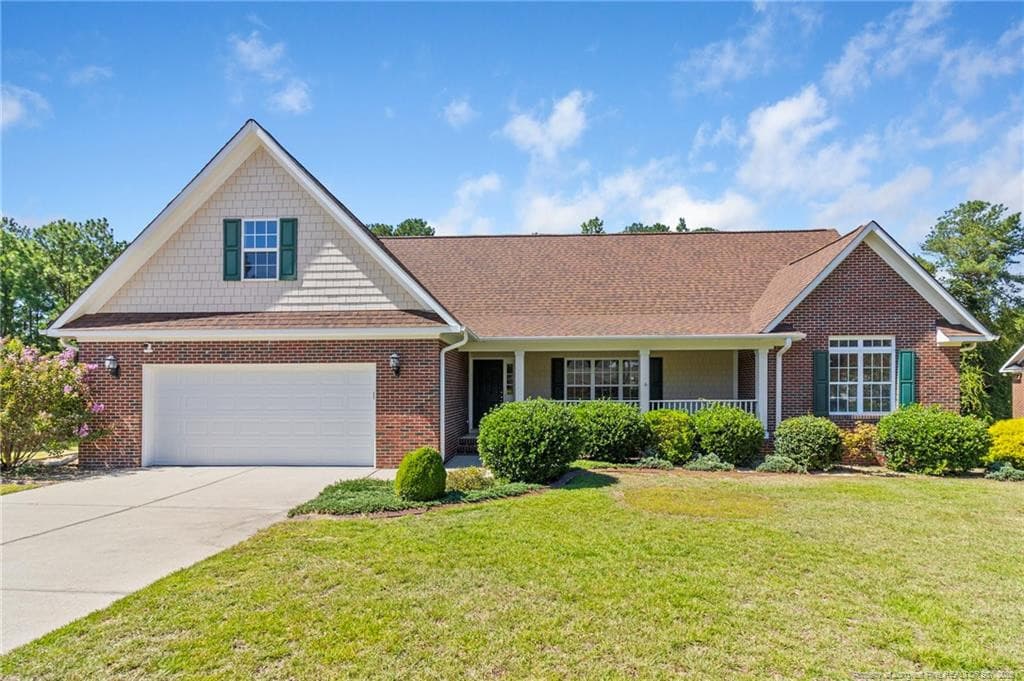 Photo 2 - 6233 CASTLEBROOKE Lane, Linden, NC 28356