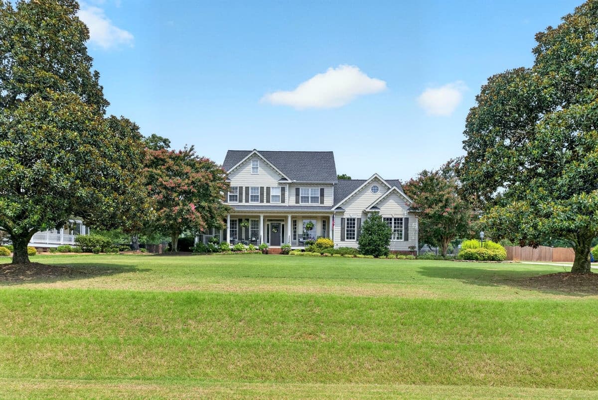 Lovely Flat yard for play - 3024 Whitehart Lane, Raleigh, NC 27606, Raleigh