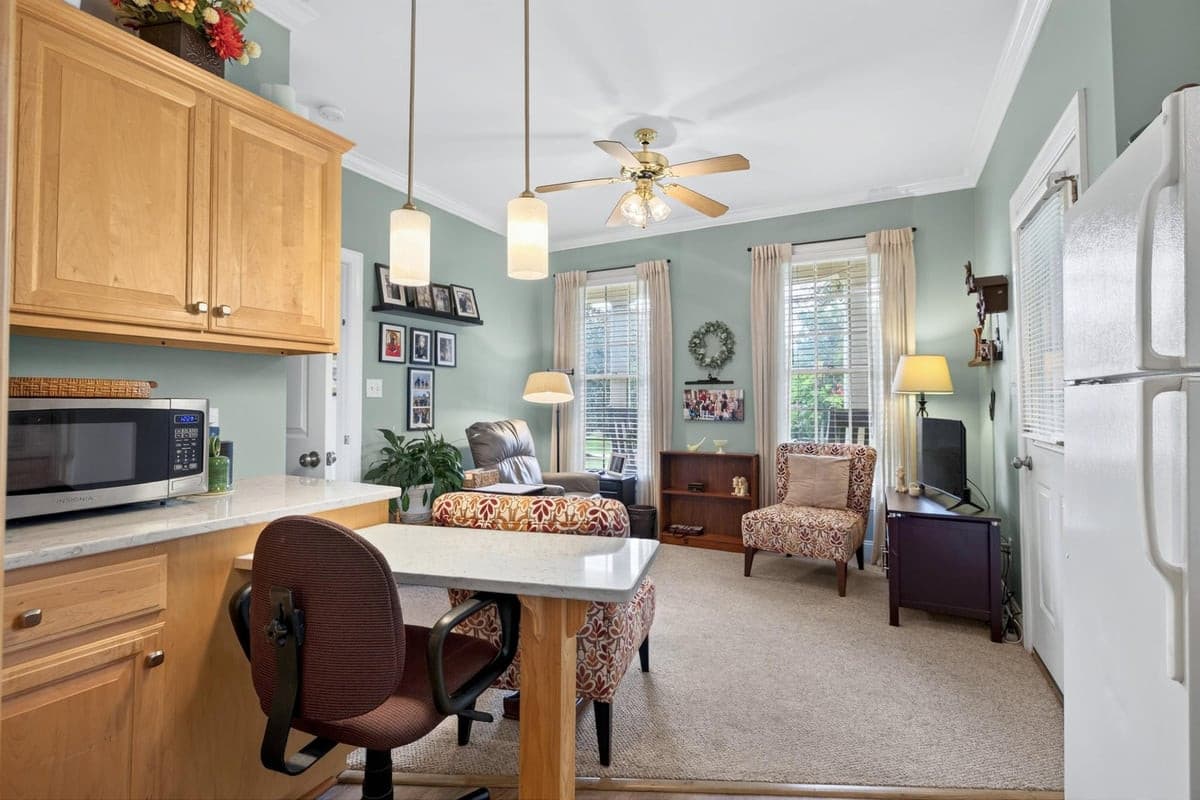 Eat at area of apartment - 3024 Whitehart Lane, Raleigh, NC 27606, Raleigh