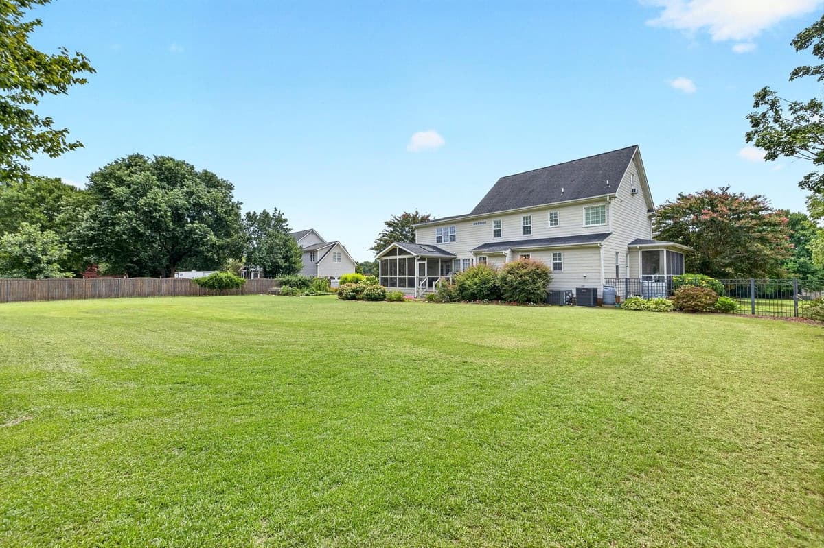 Extra great yard for playing - 3024 Whitehart Lane, Raleigh, NC 27606, Raleigh
