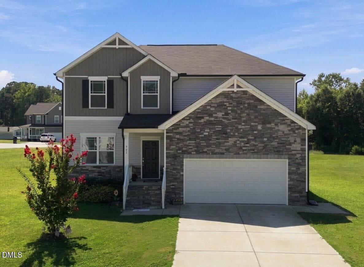 Front Exterior - 202 Queenstown Drive, Kenly, NC 27542, Kenly