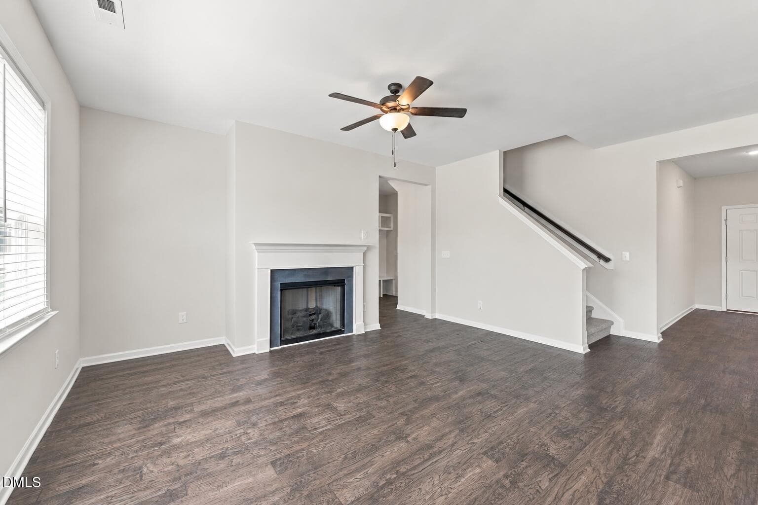 Family Room (2) - 202 Queenstown Drive, Kenly, NC 27542, Kenly