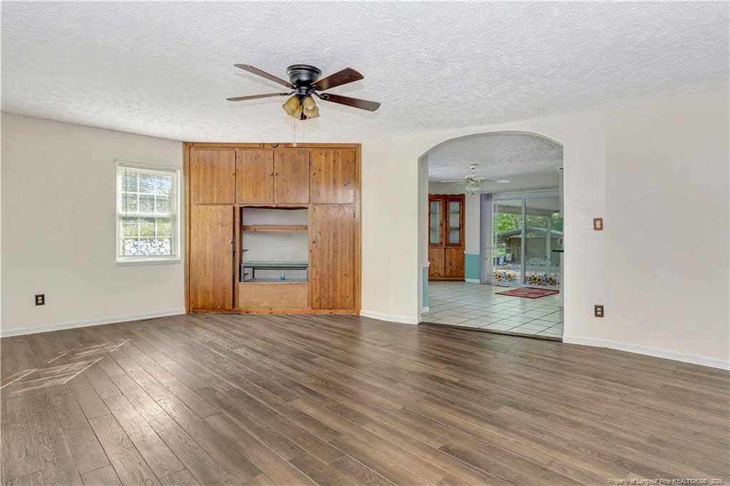 Photo 5 - 223 Broadwell Road, Saint Pauls, NC 28384