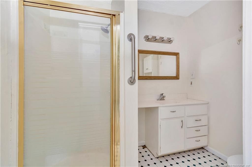 Photo 17 - 223 Broadwell Road, Saint Pauls, NC 28384