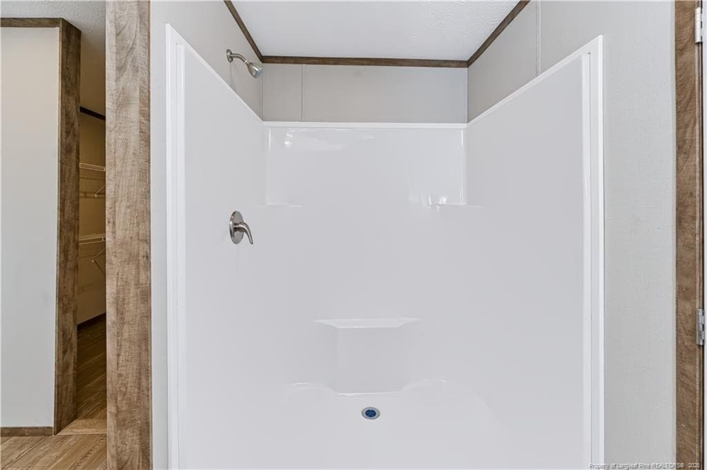 Master Shower - 948 Pine Oak, Cameron, NC 28326