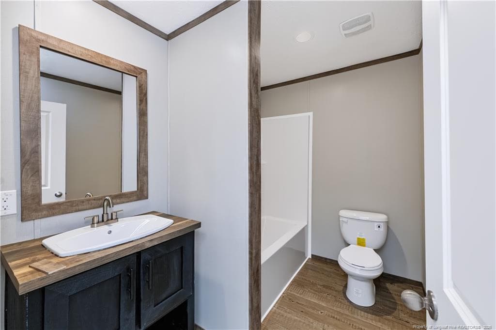 Hall Bath - 948 Pine Oak, Cameron, NC 28326, Cameron
