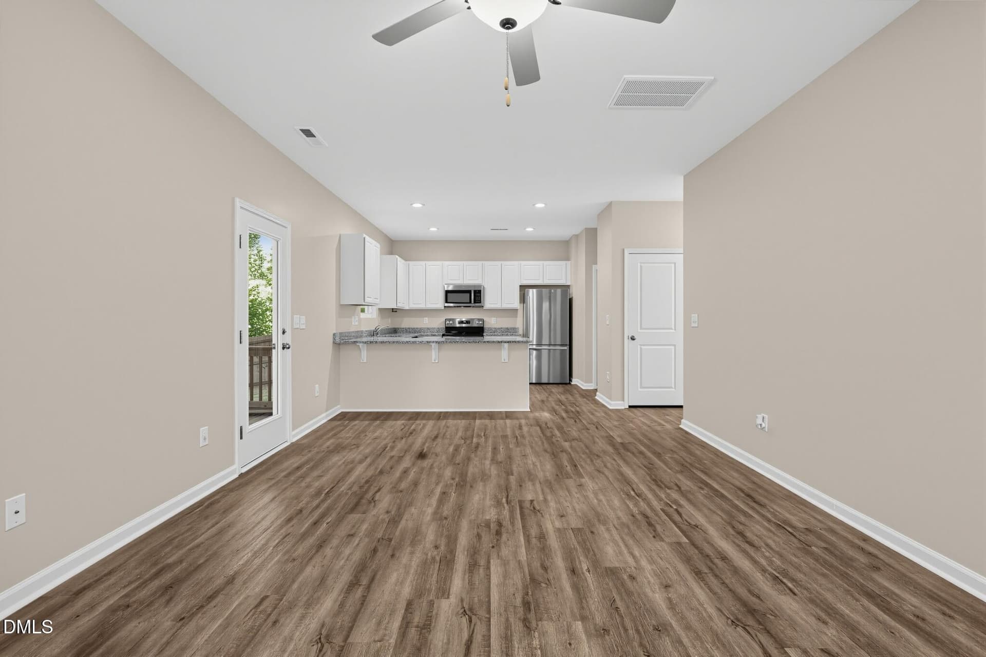 08_129_Rolling_Creek_Cir-Kitchen-_095 - 129 Rolling Creek Circle, Clayton, NC 27520