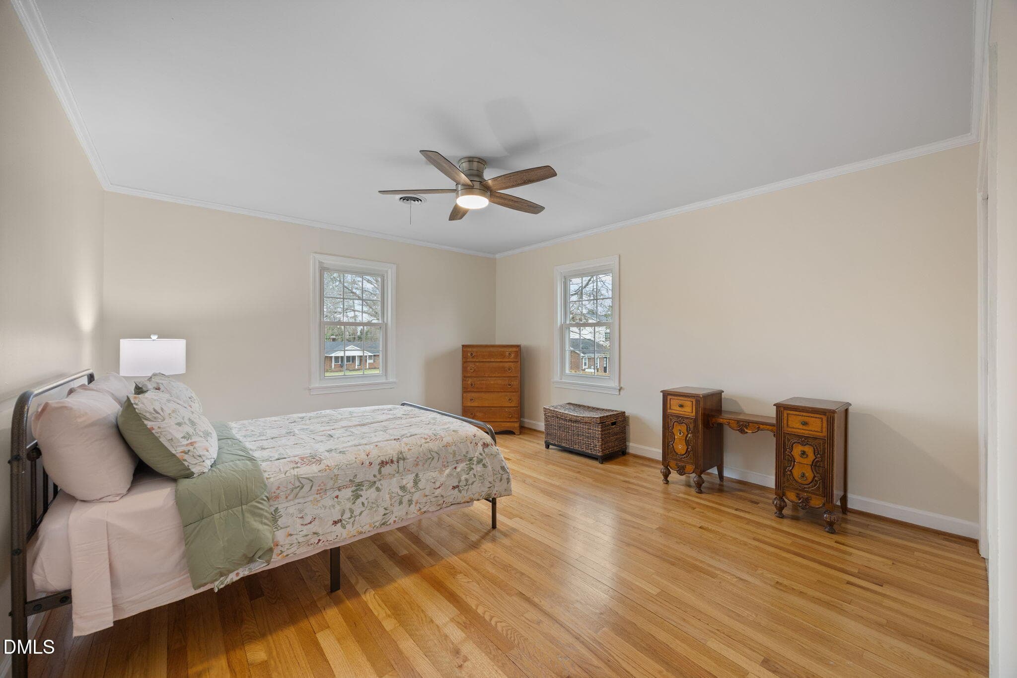 45-web-or-mls-IMG_0214 - 301 Jones Street, Graham, NC 27253