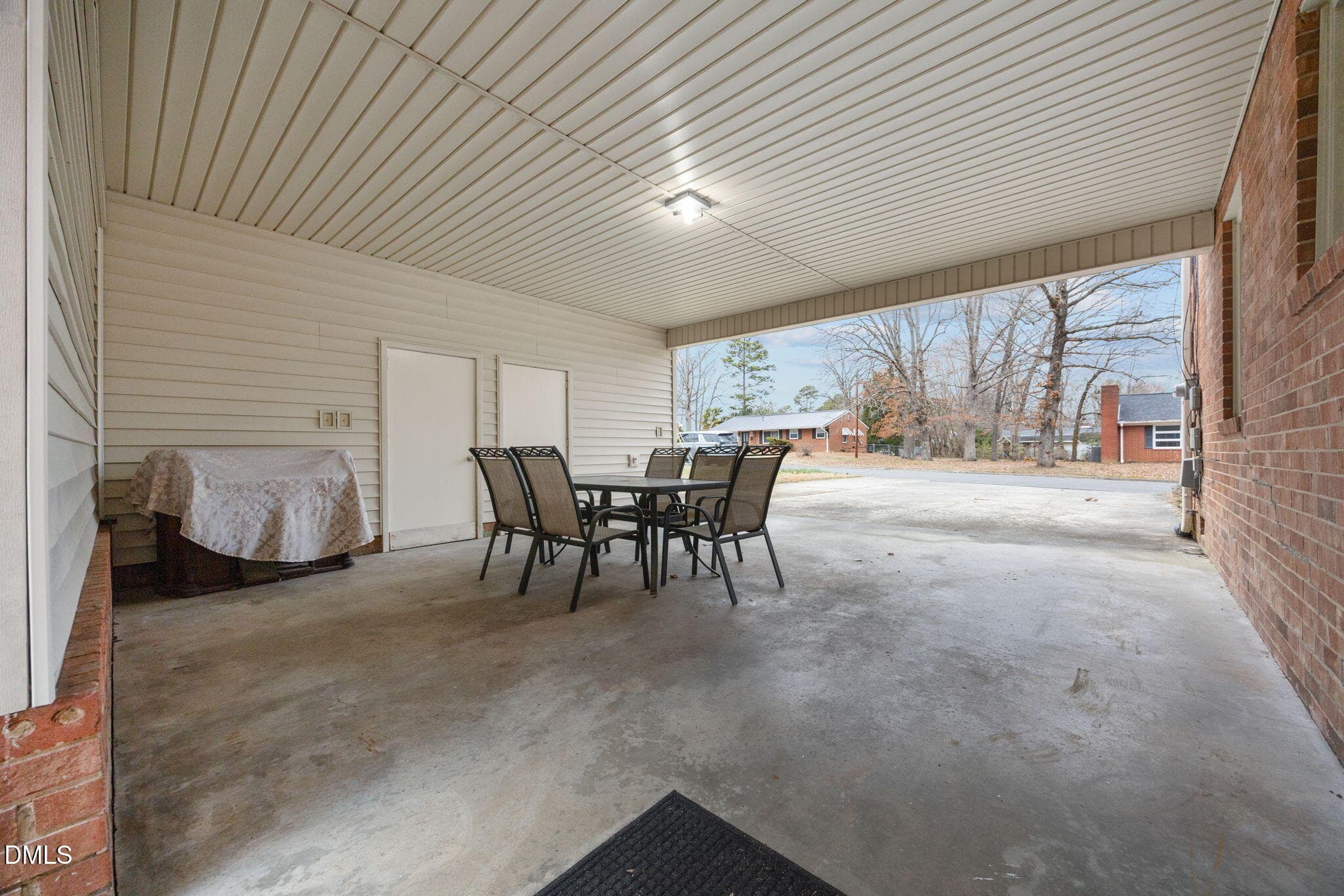 16-web-or-mls-IMG_0132 - 301 Jones Street, Graham, NC 27253