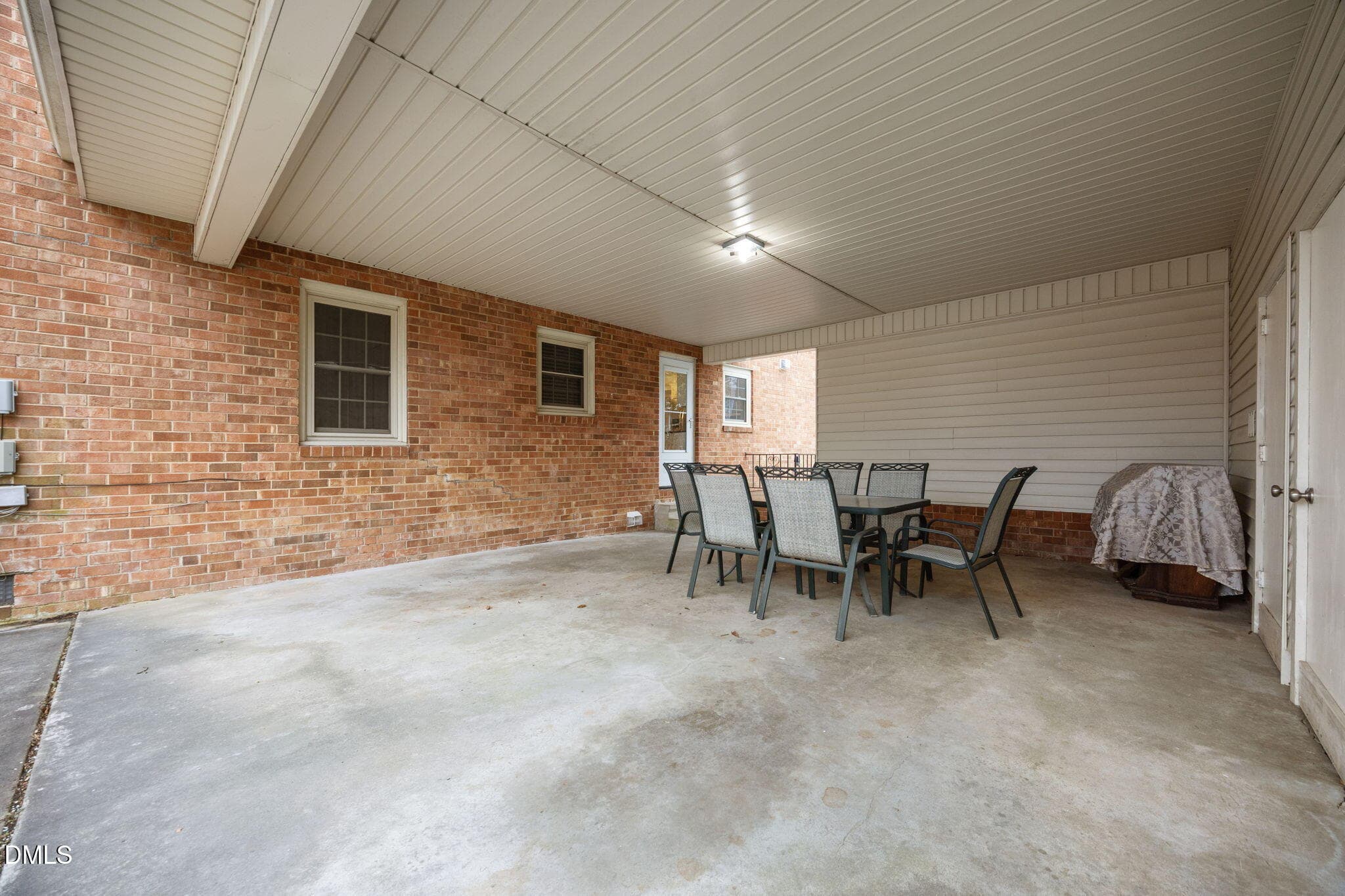 14-web-or-mls-IMG_0131 - 301 Jones Street, Graham, NC 27253