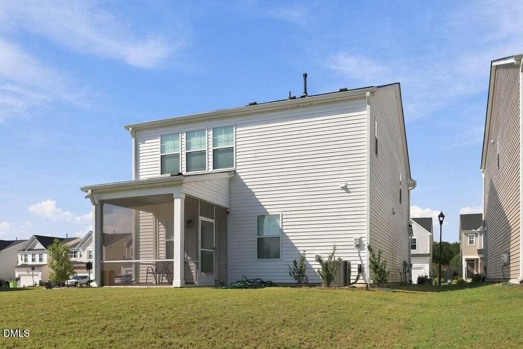37-custom-IMG_0225 - 749 Cainhoy Court, Zebulon, NC 27597