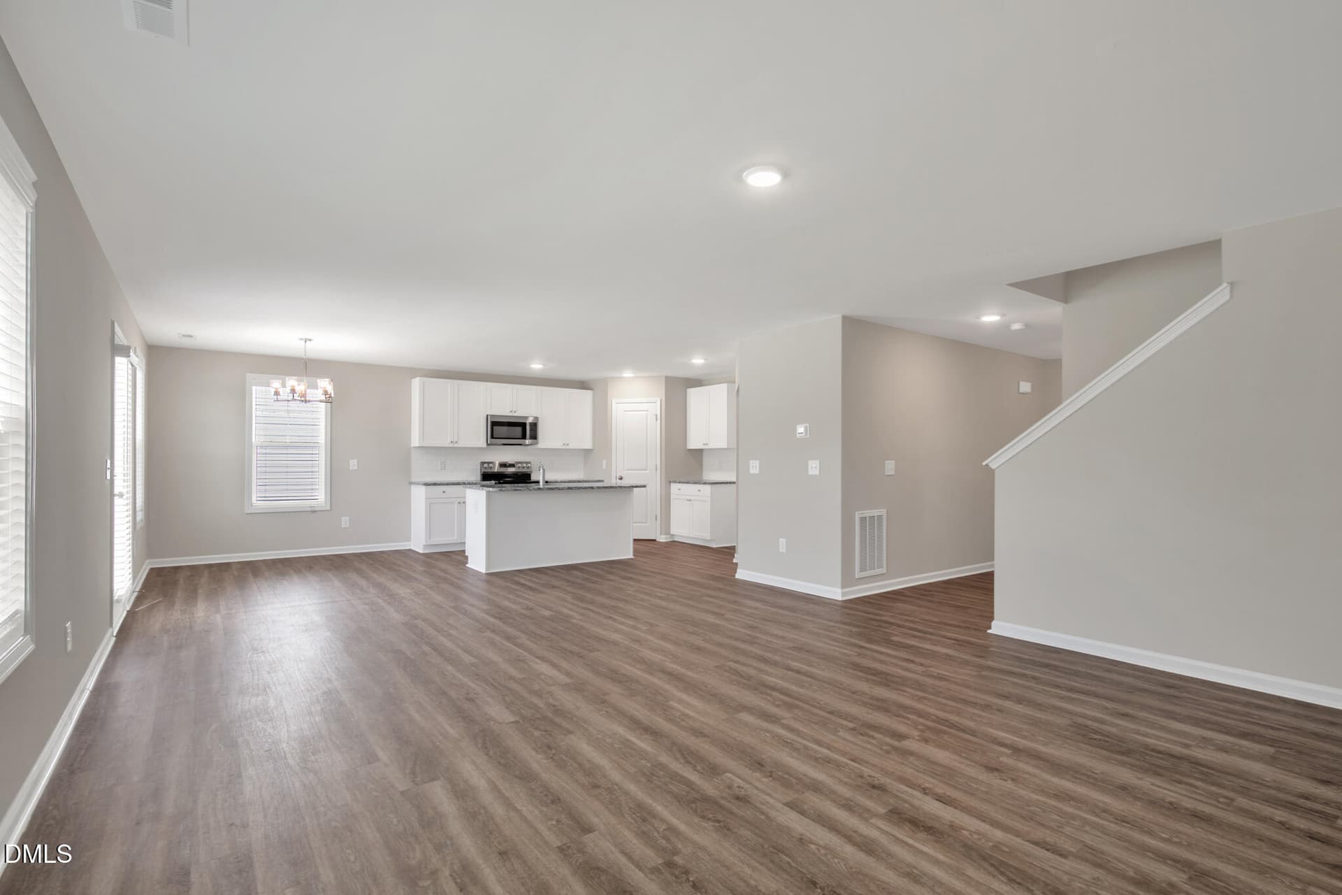 17 W Emily Gardens Dr(09 of 36) - 17 W Emily Gardens Drive, Selma, NC 27576