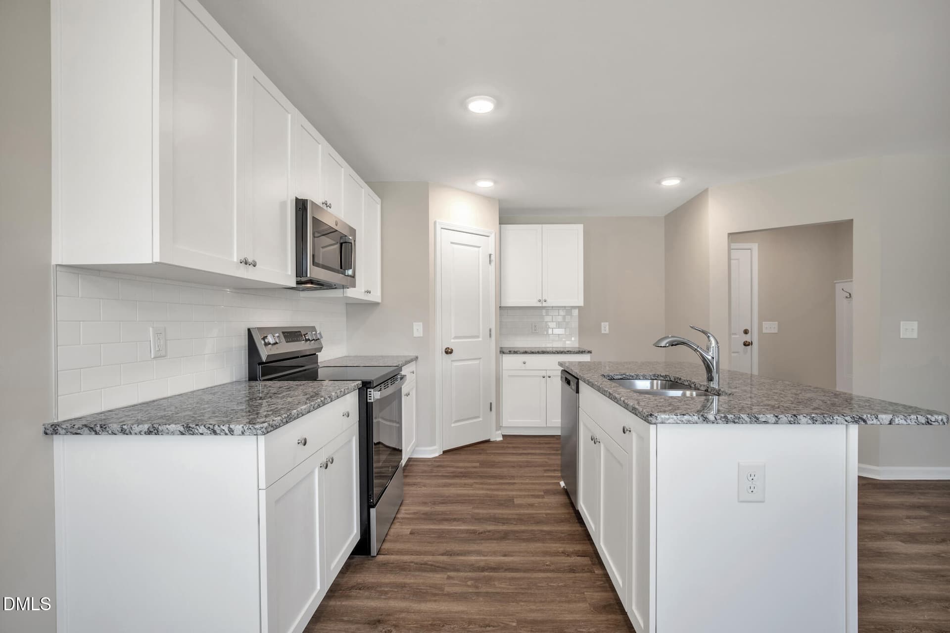 17 W Emily Gardens Dr(12 of 36) - 17 W Emily Gardens Drive, Selma, NC 27576