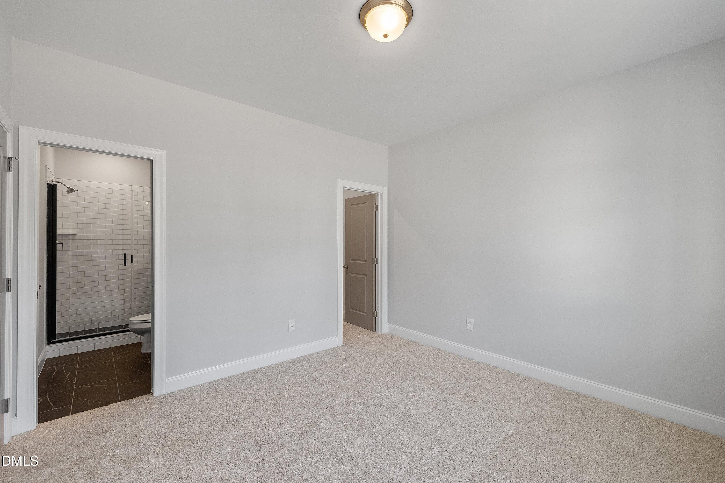 1st Floor Guest Room - 45 W Victoria Ridge Drive 32, Selma, NC 27576