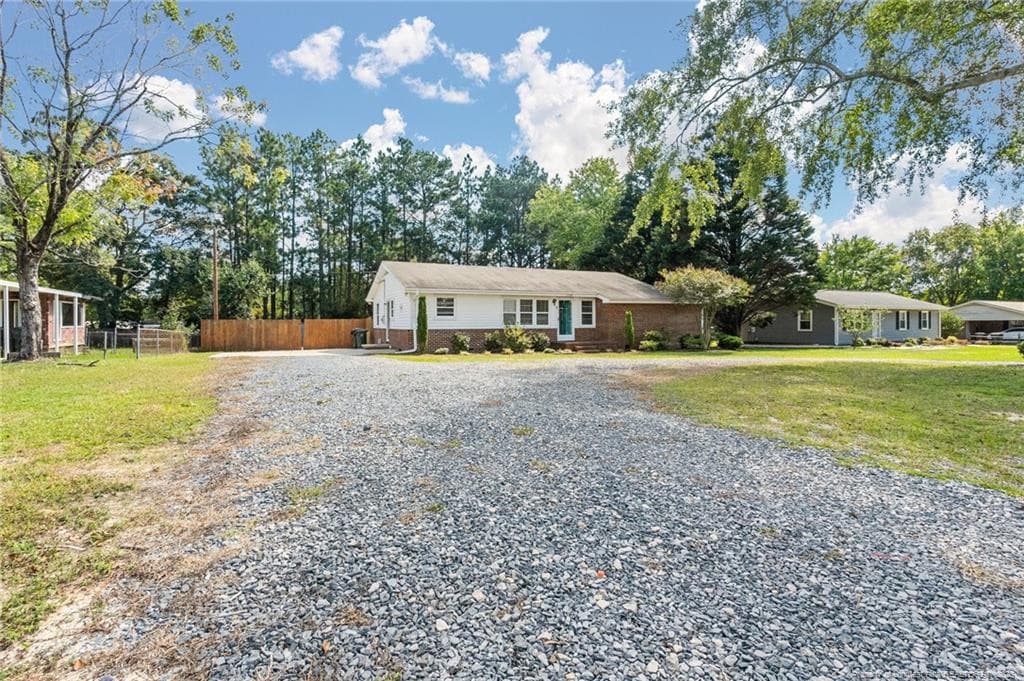 Photo 5 - 1708 N Poplar Street, Aberdeen, NC 28315