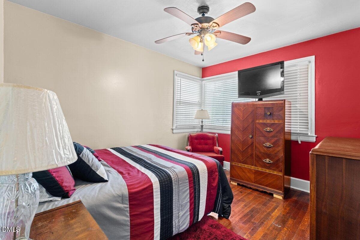 Red Bedroom 2 - 2605 Holloway Street, Durham, NC 27703